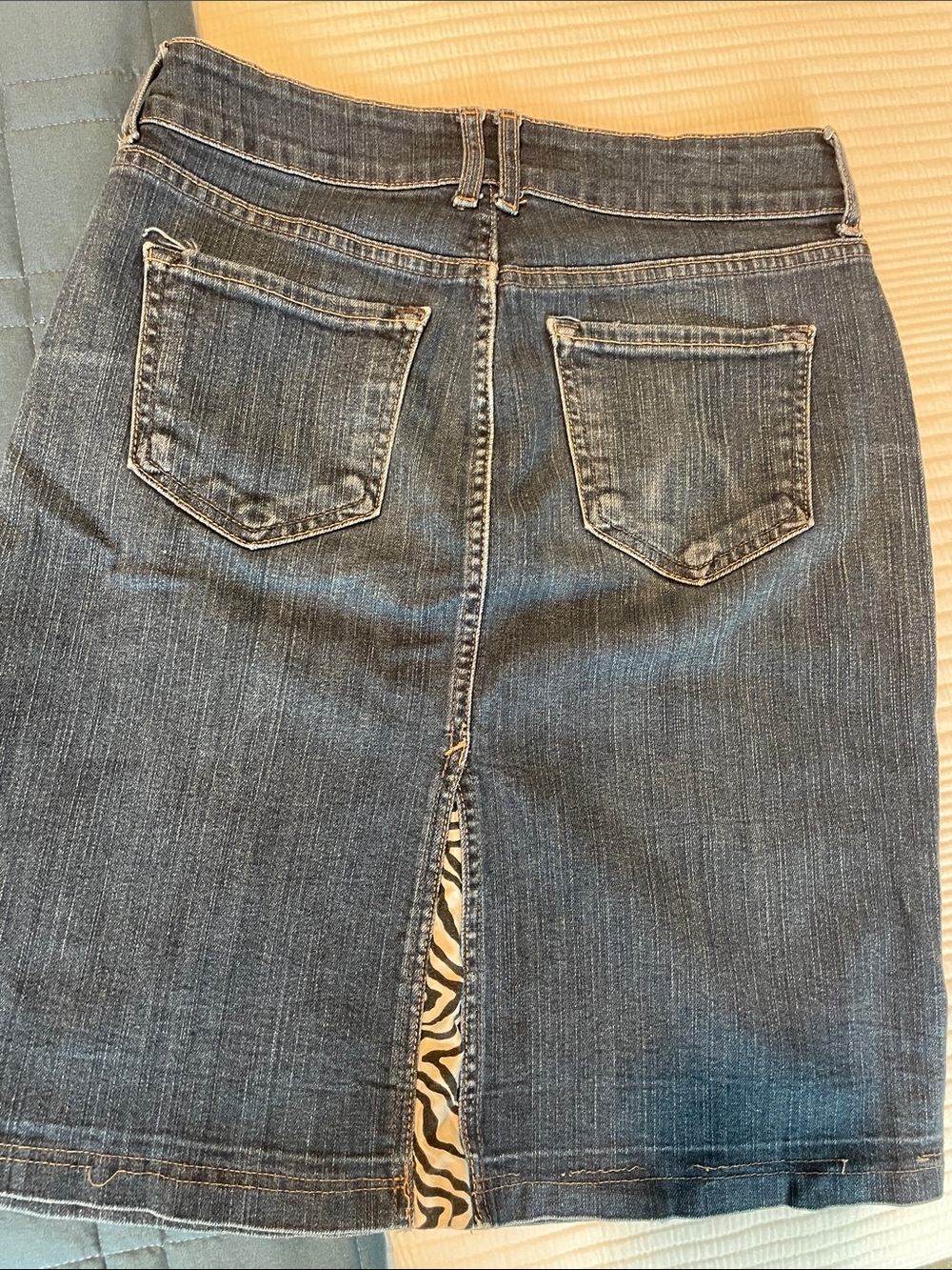 Old Navy Denim Pencil Skirt with Zebra Accent size 2